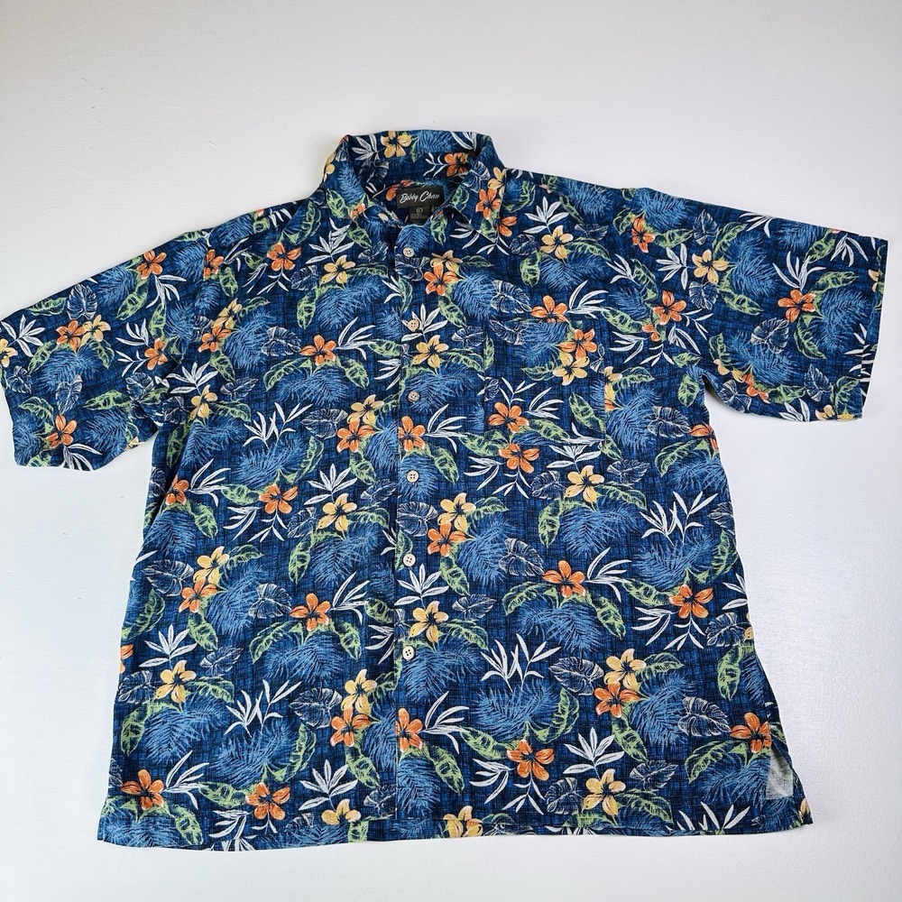 Vintage Bobby Chan Hawaiian Shirt Mens L  Flowers 100% Silk‎ Blue Short Sleeve